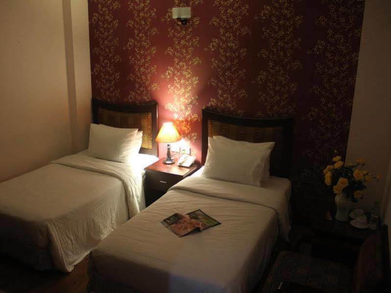 Cristina Center Hotel & Spa Ханой Экстерьер фото